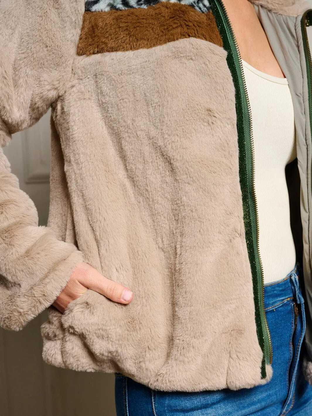 WOMEN'S LONG SLEEVE POCKETS ZIP UP SHERPA ANIMAL PRINT JACKET
